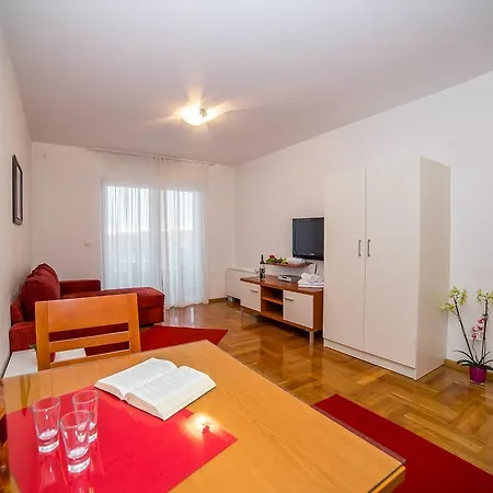 Kristina Apartment Makarska