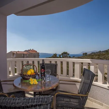 Kristina Apartment *