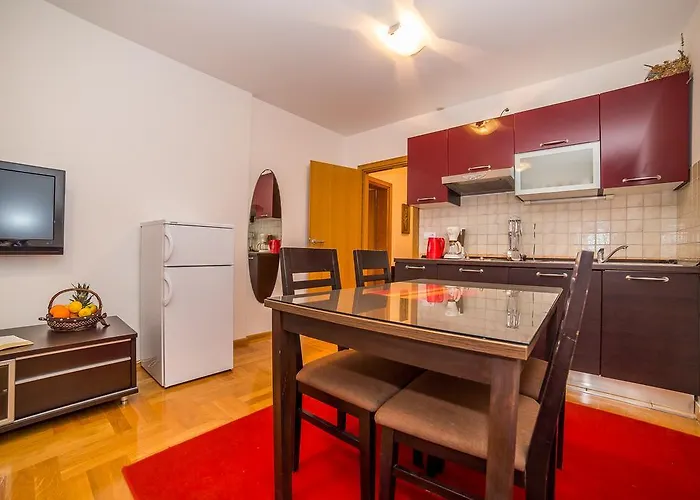 Kristina * ماكارسكا